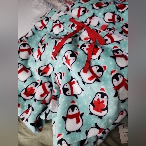Secret Treasures Christmas penguin pajama pants - Picture 8 of 8